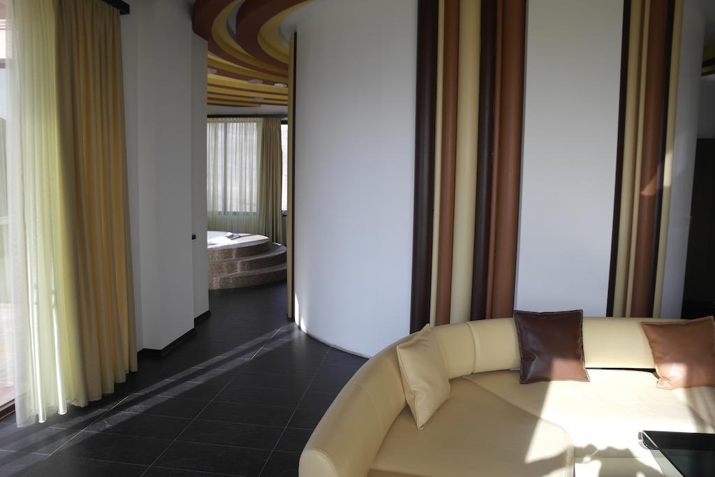 Akhtamar Hotel Cjsc Arzakan 객실 사진