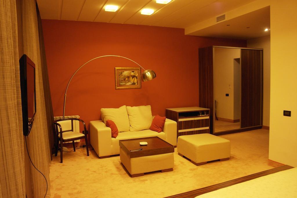 Akhtamar Hotel Cjsc Arzakan 객실 사진